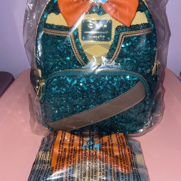 NWT Disney Princess Sequin Merida Backpack and Wallet - Picture 1 of 2